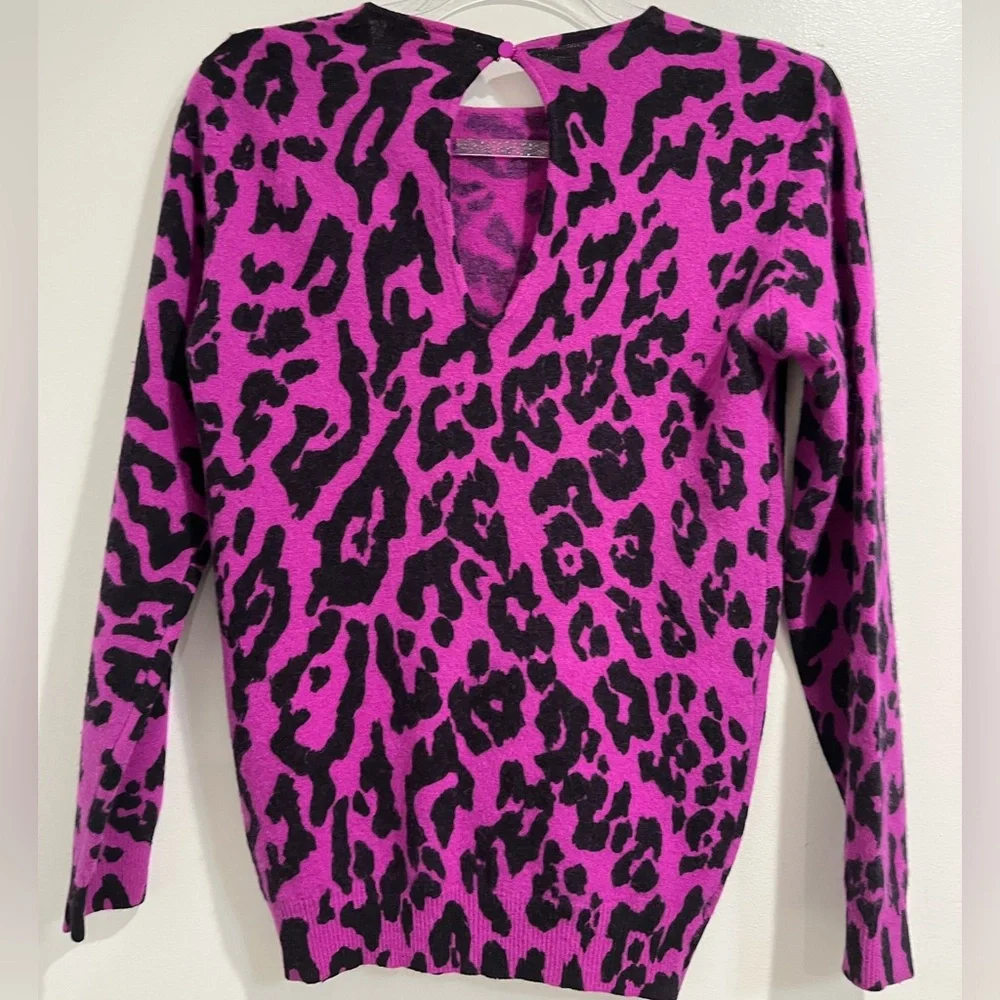 Anne Klein Vintage Purple/ Black Lambswool Blend Animal Print Sweater‎ Sz. S